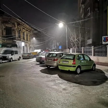 Romana Square Apartman *